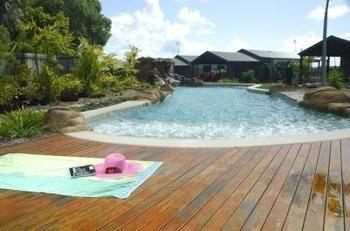 Tin Can Bay Marina Villas ภายนอก รูปภาพ